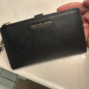 Michael Kors wristlet/ wallet